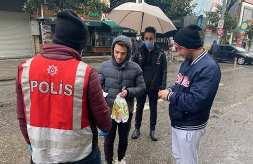 18-20 yaş arası gençlerle ilgili yeni sokağa çıkma yasağı genelgesi! Çıkabilecekler...