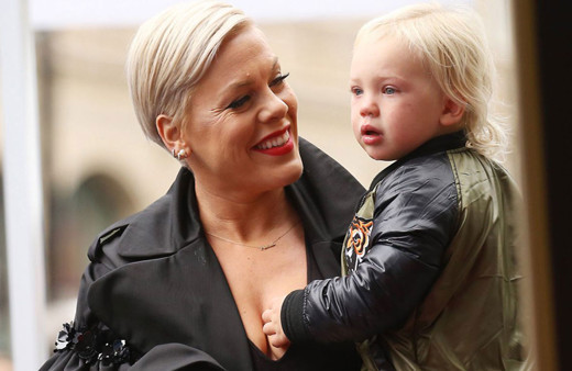 Pink ve 3 yaşındaki oğlu koronavirüse yakalandı 'Gerçekten korkutucu'