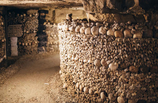 Dünyanın en korkutucu yerlerinden biri olan Paris Yeraltı Mezarlığı'nı görmeye hazır mısınız?