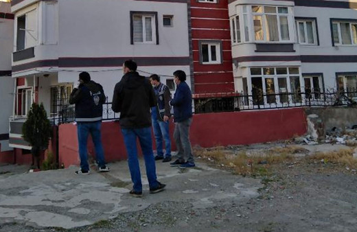 Manisa'da 2 apartman karantinaya alındı