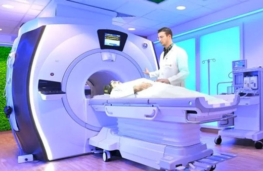 Tomografi çektirirken koronavirüs bulaşır mı?Uzmanı açıkladı