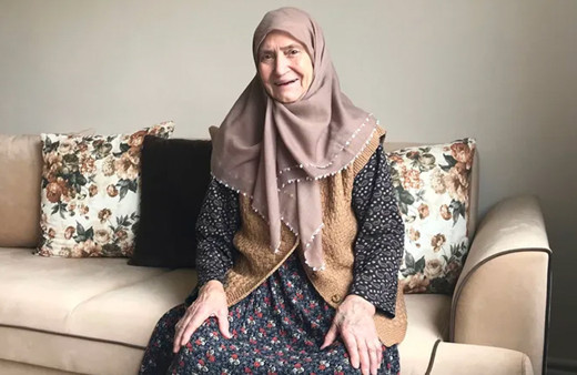 Koronavirüs tedavisiyle iyileşen Resmiye nine, beyin kanamasından öldü 