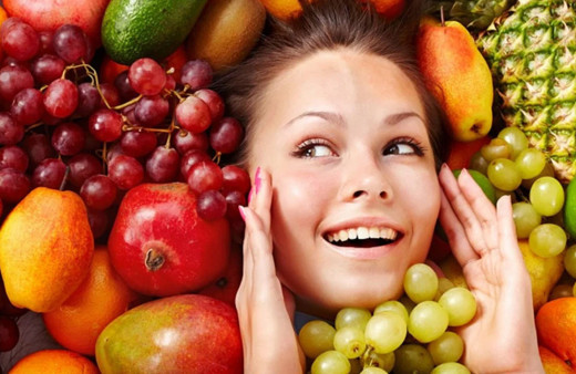 Cildi gençleştirip parlatan 8 faydalı besin!