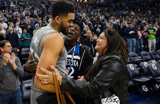 Karl-Anthony Towns'ın annesi Jacqueline Towns virüs sebebiyle öldü