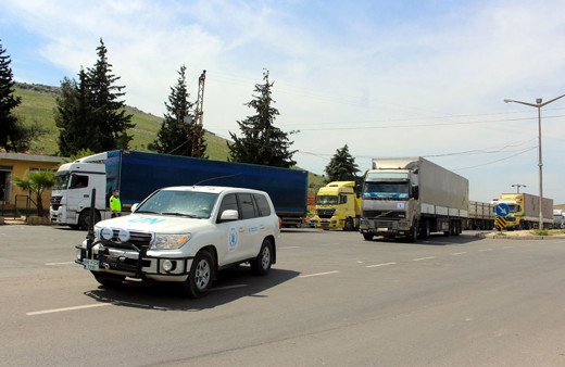 BM'den Suriye'nin İdlib kentine 54 tır yardım
