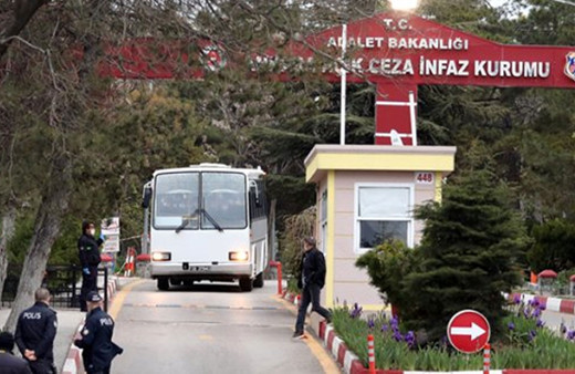 Cezaevinden 90 bin kişi nasıl çıkacak? Maske ve eldiven zorunluluğu