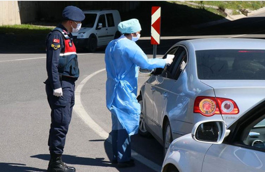 Van'da bir mahalle karantinaya alındı