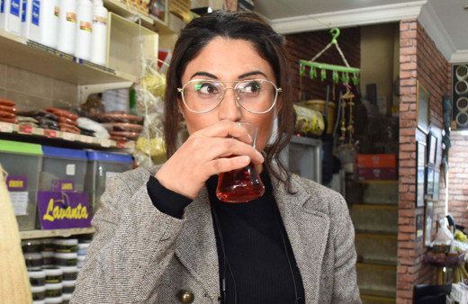 İzmirli ziraat mühendisi hazırladı koronavirüse karşı '4x4 kırmızı çay' önerisi