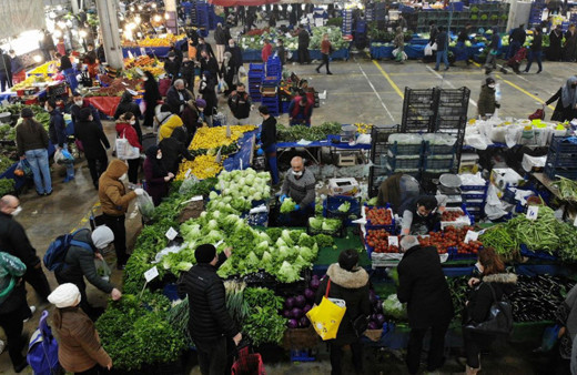 İstanbul'dan ürküten manzaralar! Semt pazarları koronavirüs tehlikesi saçıyor