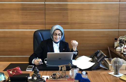 Lütfiye Selva Çam kiminle evli eşi ve çocukları kimdir?