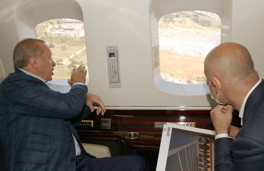 Cumhurbaşkanı Erdoğan İstanbul'a yapılan 2 korona hastanesini havadan denetledi