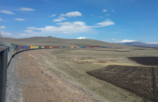 940 metrelik ihracat treni Orta Asya’ya doğru yola çıktı