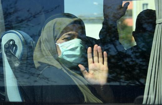 Konya'da umreden dönen 350 kişi karantina sonrası evlerine gönderildi