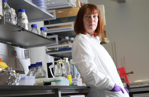 Oxford Üniversitesi Profesörü Gilbert'ten sarsıcı uyarı: Her yıl aşı gerekebilir