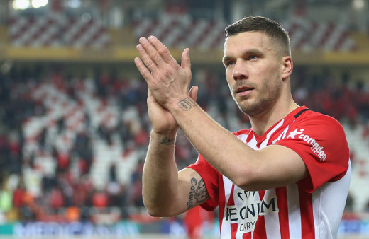 Lucas Podolski: Antalya'da güvendeyim