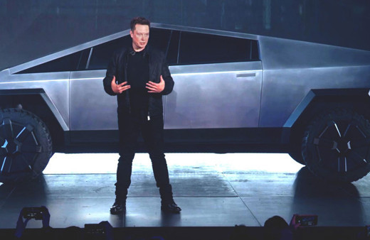Elon Musk’ın Cybertruck iddiası olay oldu! Suda yüzebilecek