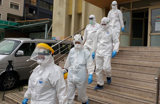 İzmir'de 422 kişilik filyasyon ekibinin çalışmaları ilk kez görüntülendi