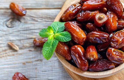 İftarda mutlaka hurma yiyin! Şekeri olanlar için mucizevi etkisi var