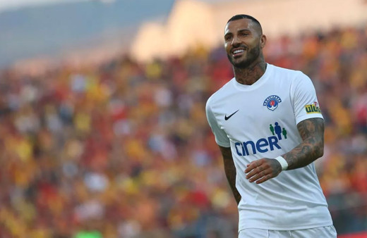 Ricardo Quaresma Vitoria Guimaraes ile anlaştı