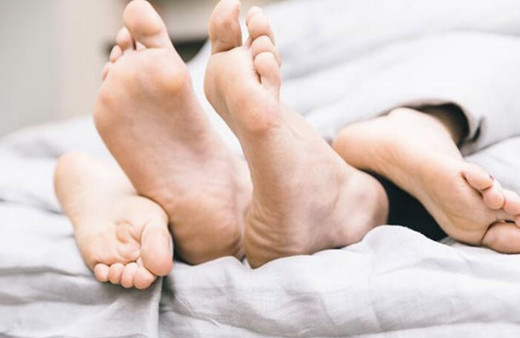 Cenabetken oruç tutulur mu cünüp olan birinin orucu kabul olur mu?