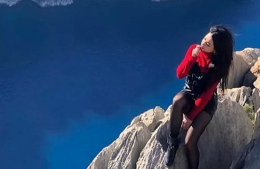 Antalya'da falezlerden düşen genç kadının feci ölümü! Bu fotoğraf sonu oldu!