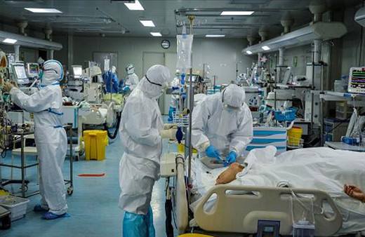 Huzurevine kontrole giden doktor 54 yaşlıya koronavirüs bulaştırdı