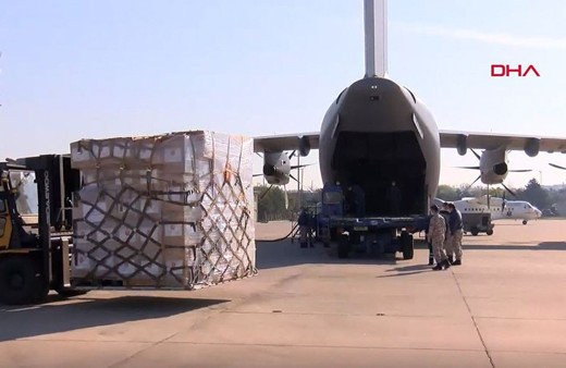 Türkiye'den Amerika'ya yardım taşıyan uçak havalandı Ankara'da tarihi görüntüler