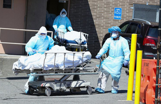 Dünyada koronavirüsten ölenler 230 bini aştı