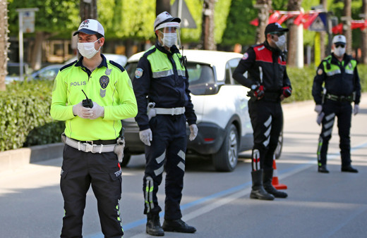 Ramazan'da sokağa çıkma ve seyahat yasağı! İşte hükümetin 'kapatma' planı gözler Salı gününde