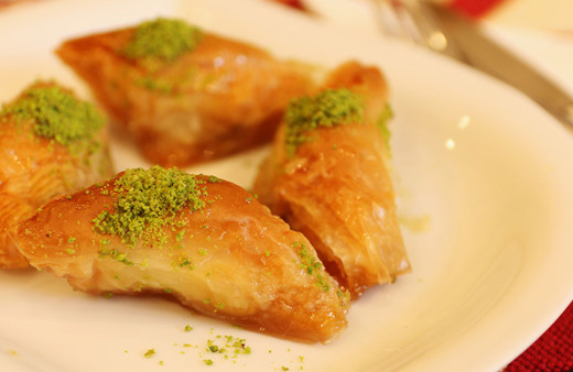 İftar sonrası sofralarınızda şöbiyet tatlısına yer açın işte tarifi!