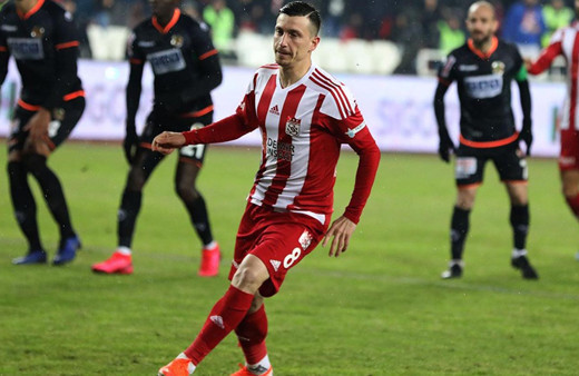 Mert Hakan Yandaş: Türkiye'de kalmak mantıklı geliyor