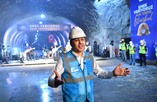 Çok konuşulan Kıraç konseri! İstanbul Valisi Ali Yerlikaya'dan anlamlı paylaşım