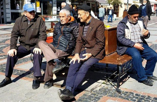 65 yaş üstü sokağa çıkma yasağı için Erdoğan yarın müjde verecek! Kalın duyurdu