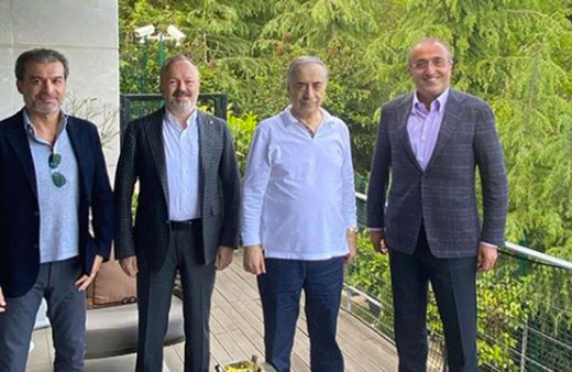 Galatasaray Başkanı Mustafa Cengiz'den koronavirüs tedavisi sonrası ilk fotoğraf