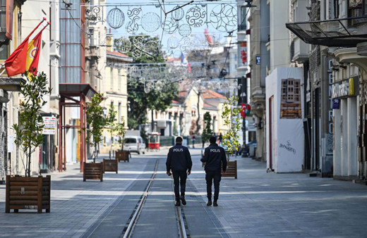 İBB Bilim Kurulu 19 Mayıs için 11 günlük sokağa çıkma yasağı istedi!