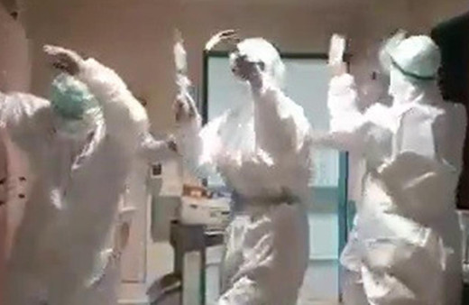 Elazığ'da doktorlar yoğun bakımda göbek attı darısı diğer illere