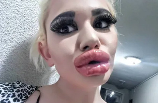 22 yaşındaki kız oyuncak Barbie'ye özenip bu hale geldi!