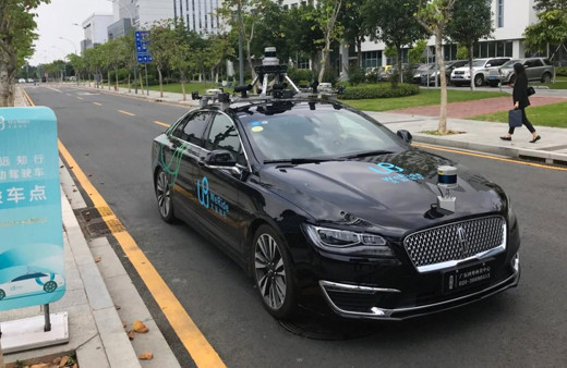 Çin’de sürücüsüz robot taksiler çalışmaya başladı korona nedeniyle 2 kat artırıldı