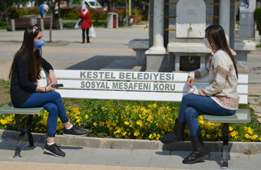 Sosyal mesafeli bank büyük ilgi görüyor