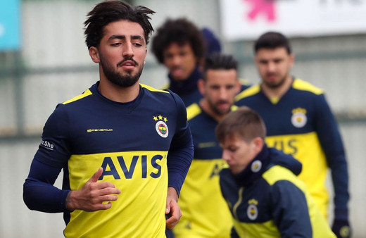 Fenerbahçe Allahyar Sayyadmanesh'in sözleşmesini feshetti