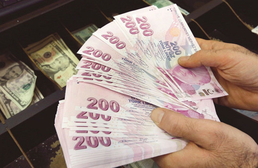 Türk lirasına Londra merkezli finansal kuruluşlardan saldırı