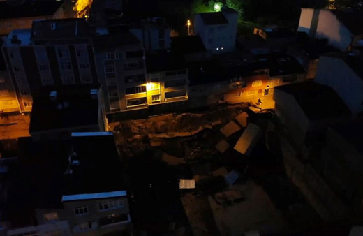 İstanbul Esenler'de sahur vakti korkutan göçük