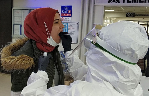 Karantina yurdunda kalan 3 kişide koronavirüs çıktı! Bütün personele test yapıldı