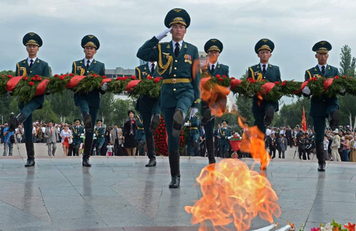 Kırgızistan'da Büyük Zafer'in 75. yılı kutlanıyor