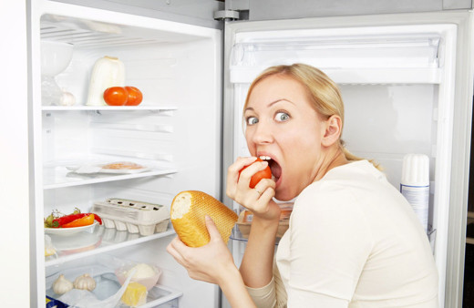 Karantinada bilinçsiz ve ani yeme isteğine dikkat!