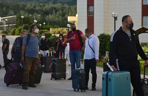 Fildişi Sahilleri ile Liberya'daki Türk vatandaşları Türkiye'ye getirildi