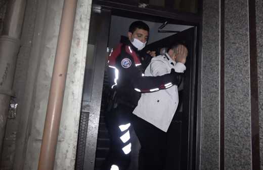 Sultangazi'de fuhuş operasyonunda 6 gözaltı: Televizyonu tamir etmeye geldim
