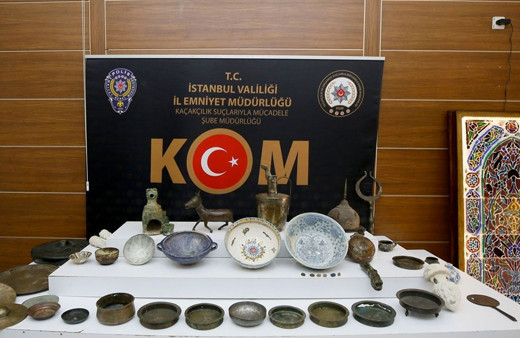 Van'da PKK'lı teröristlerin suikast silahları ele geçirildi