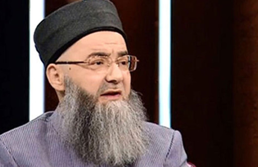 Cübbeli Ahmet Hoca, camilerin açılmasına karşı! İmamların maaşı helal mi?