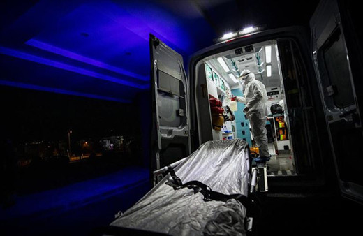 Dünya genelinde koronavirüsten ölenlerin sayısı 300 bini geçti